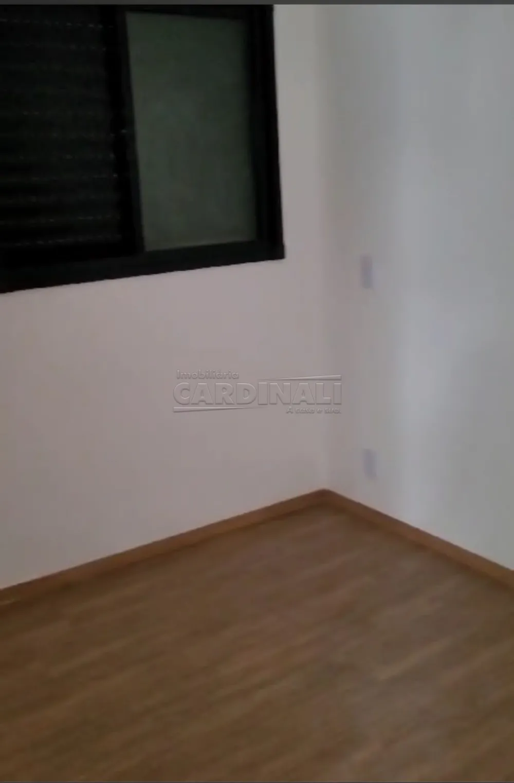 Comprar Apartamento / Padr&atilde;o em S&atilde;o Carlos R$ 310.000,00 - Foto 5