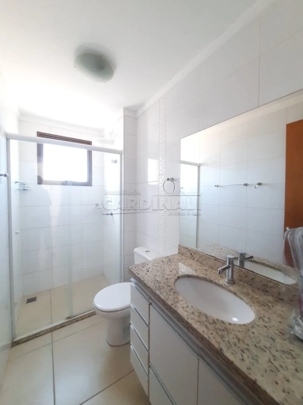 Alugar Apartamento / Padr&atilde;o em Araraquara R$ 1.990,00 - Foto 8