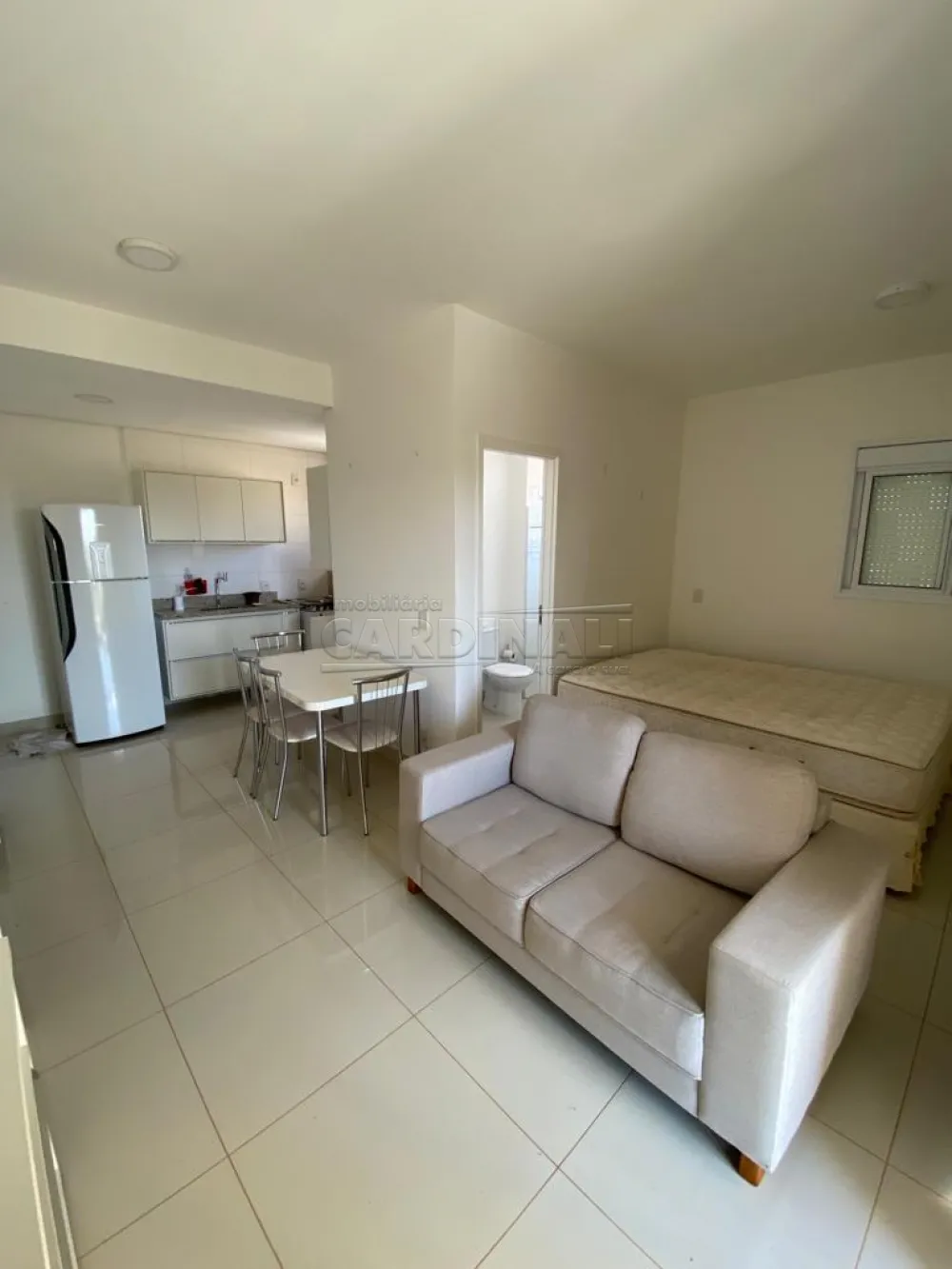 Comprar Apartamento / Padr&atilde;o em Araraquara R$ 300.000,00 - Foto 7