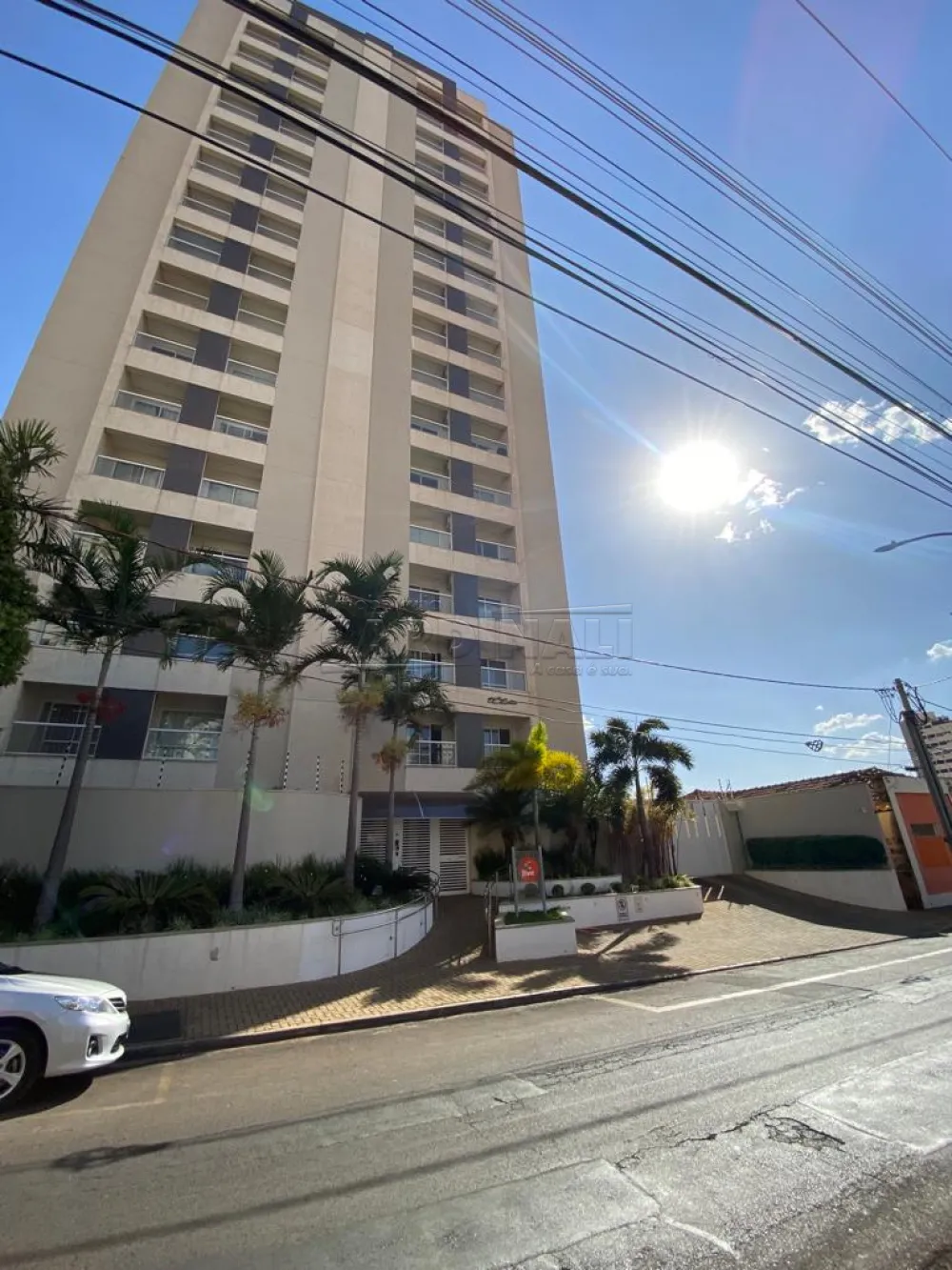 Comprar Apartamento / Padr&atilde;o em Araraquara R$ 300.000,00 - Foto 2