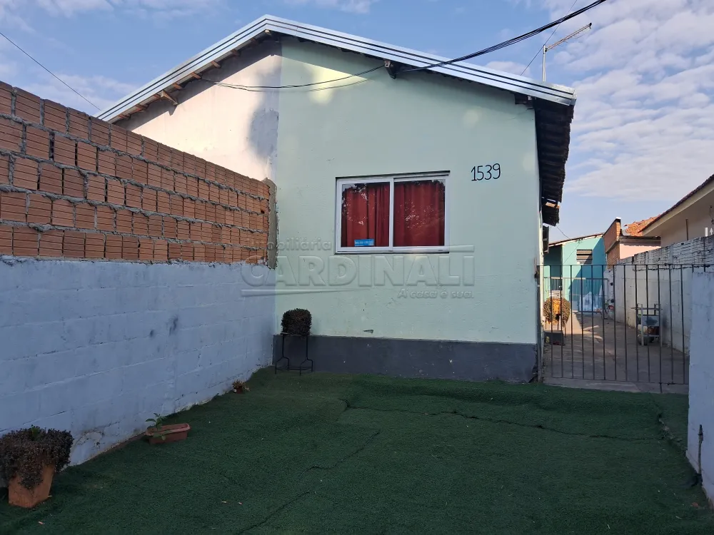 Comprar Casa / Padr&atilde;o em Araraquara R$ 212.000,00 - Foto 1