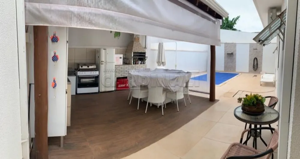 Comprar Casa / Padr&atilde;o em Araraquara R$ 750.000,00 - Foto 2