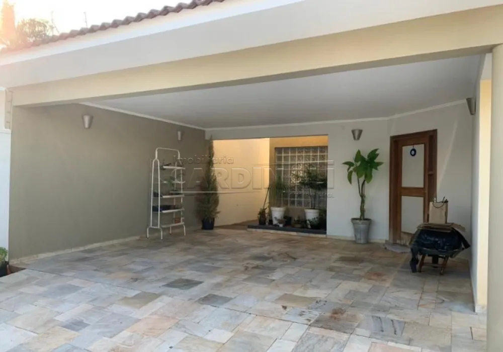 Comprar Casa / Padr&atilde;o em Araraquara R$ 750.000,00 - Foto 4