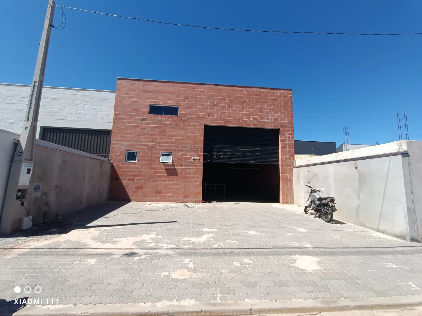 Comercial / Barrac&atilde;o em S&atilde;o Carlos Alugar por R$4.000,00