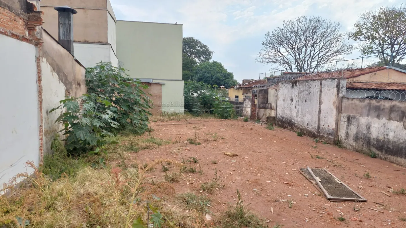 Terreno / Padr&atilde;o em S&atilde;o Carlos , Comprar por R$1.600.000,00