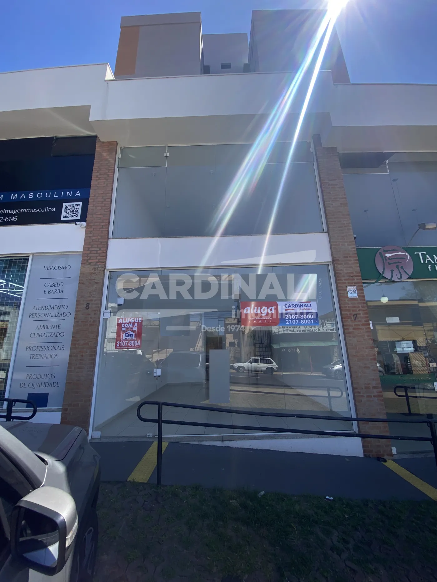 Comercial / Sala em S&atilde;o Carlos Alugar por R$2.800,00