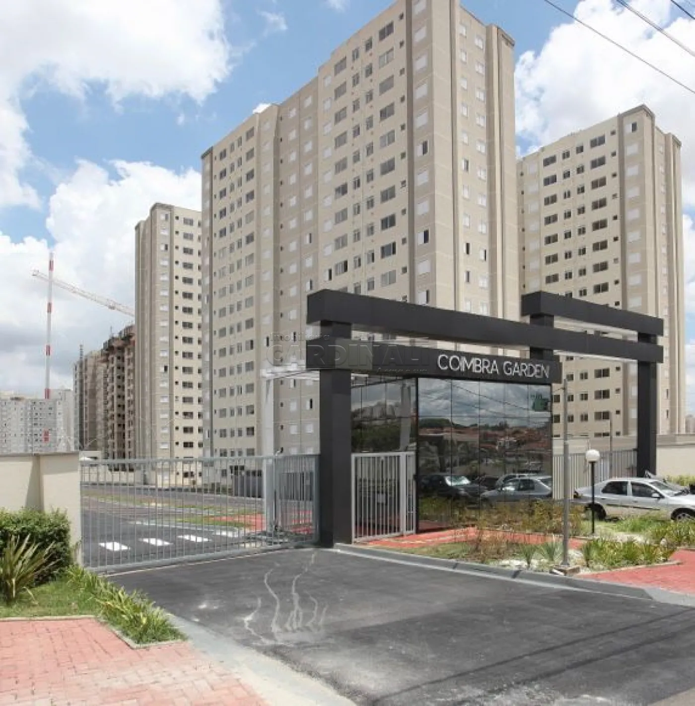 Apartamento / Padr&atilde;o em Campinas Alugar por R$2.000,00