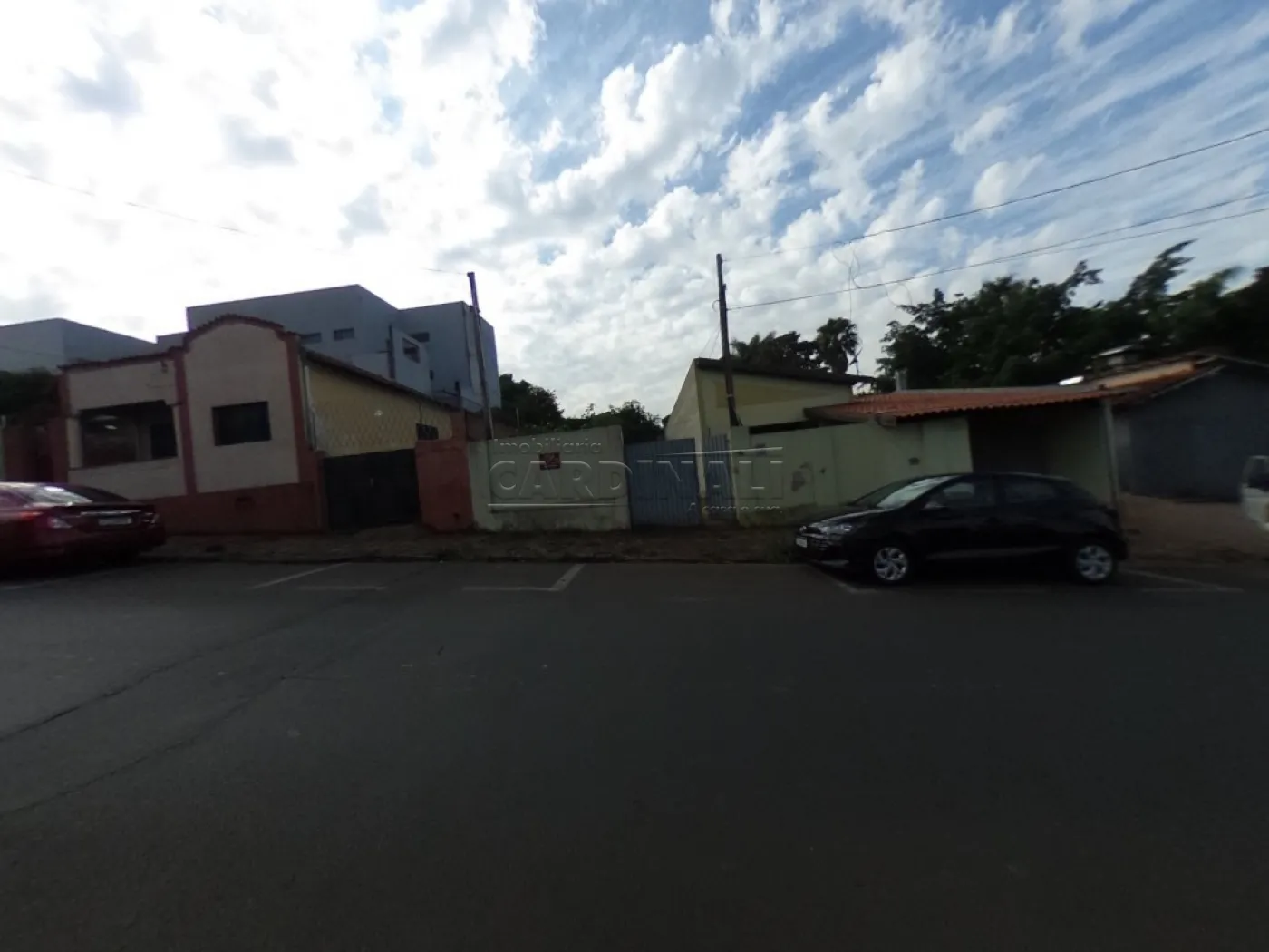Comercial / Terreno em S&atilde;o Carlos Alugar por R$1.112,00