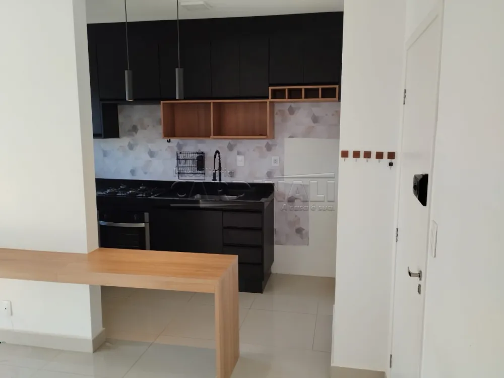 Comprar Apartamento / Padr&atilde;o em Araraquara R$ 297.000,00 - Foto 3