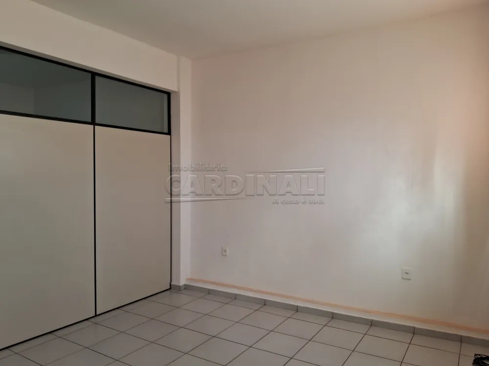 Alugar Comercial / Sala em Araraquara R$ 1.623,00 - Foto 6