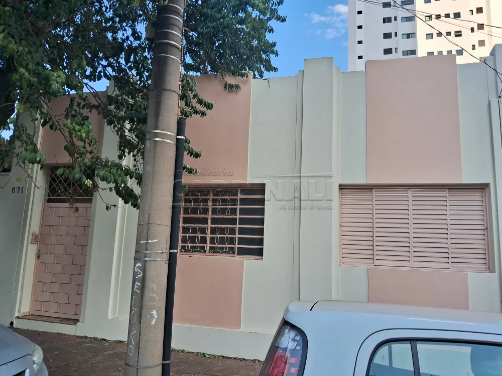 Alugar Casa / Padr&atilde;o em Araraquara R$ 1.450,00 - Foto 1