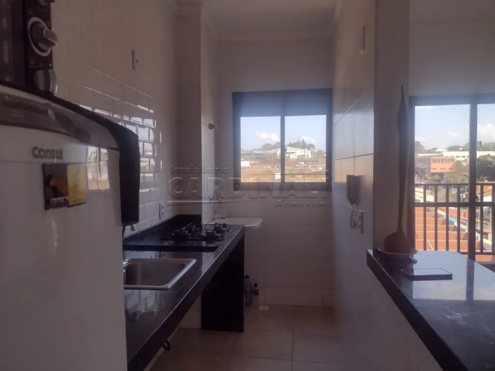 Alugar Apartamento / Padr&atilde;o em S&atilde;o Carlos R$ 1.000,00 - Foto 12