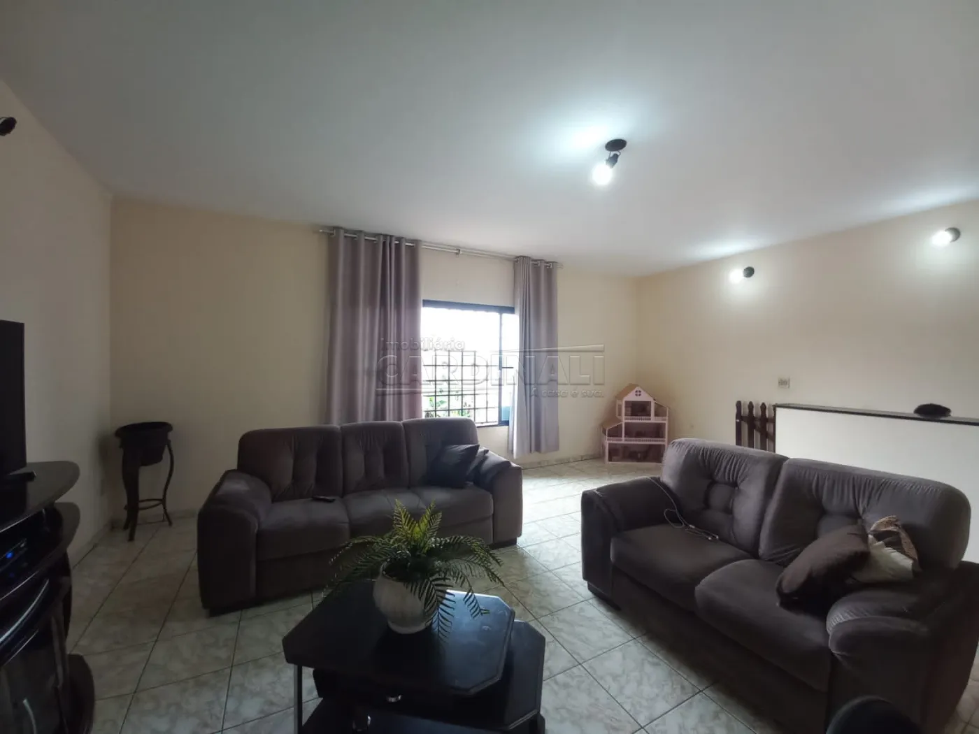 Comprar Casa / Padr&atilde;o em S&atilde;o Carlos R$ 320.000,00 - Foto 4