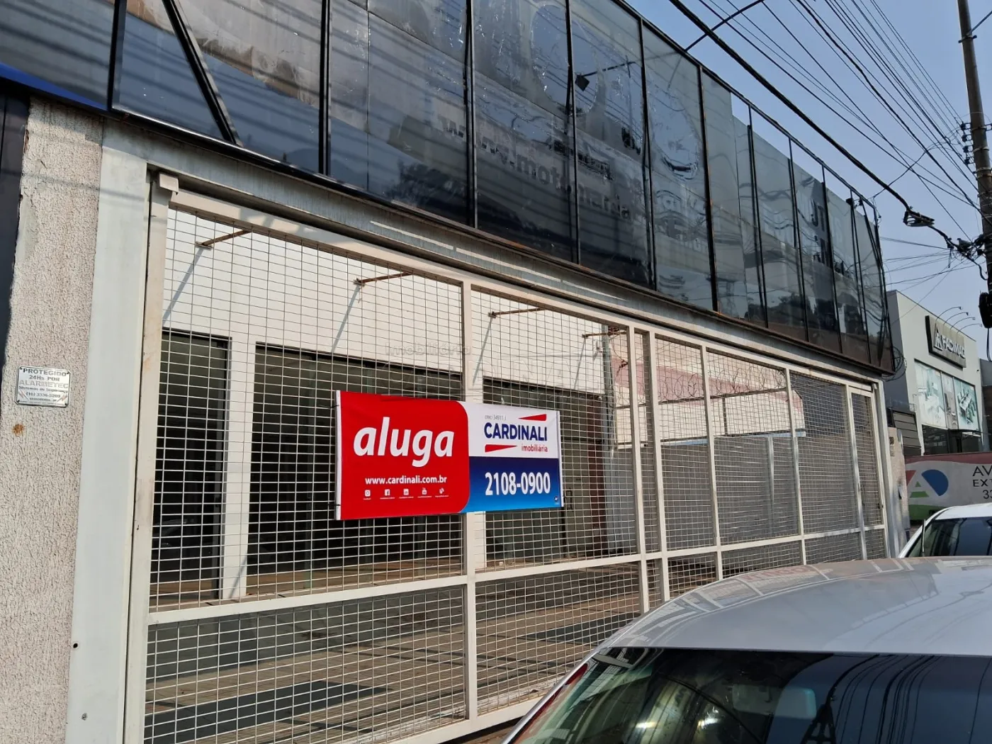 Comercial / Salão em Araraquara Alugar por R$5.800,00