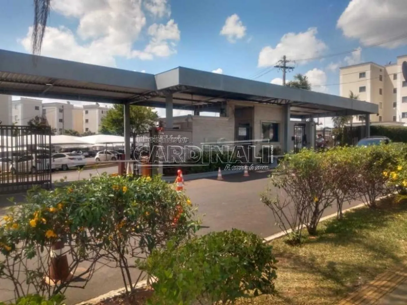 Apartamento / Padr&atilde;o em S&atilde;o Carlos 