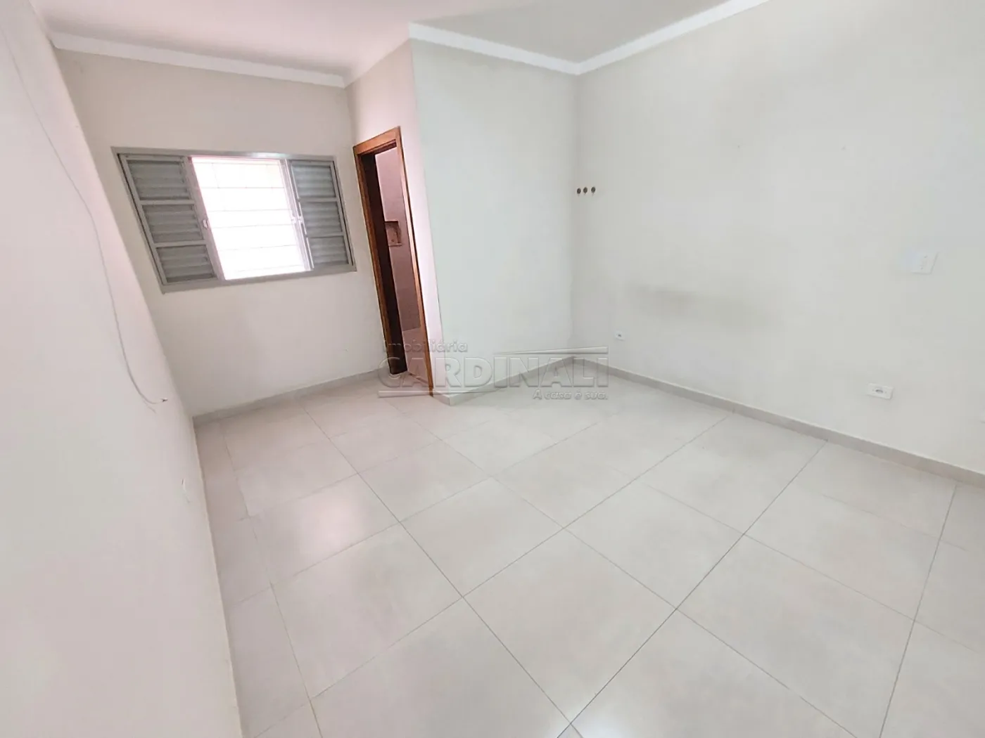 Alugar Casa / Padr&atilde;o em S&atilde;o Carlos R$ 1.556,00 - Foto 10