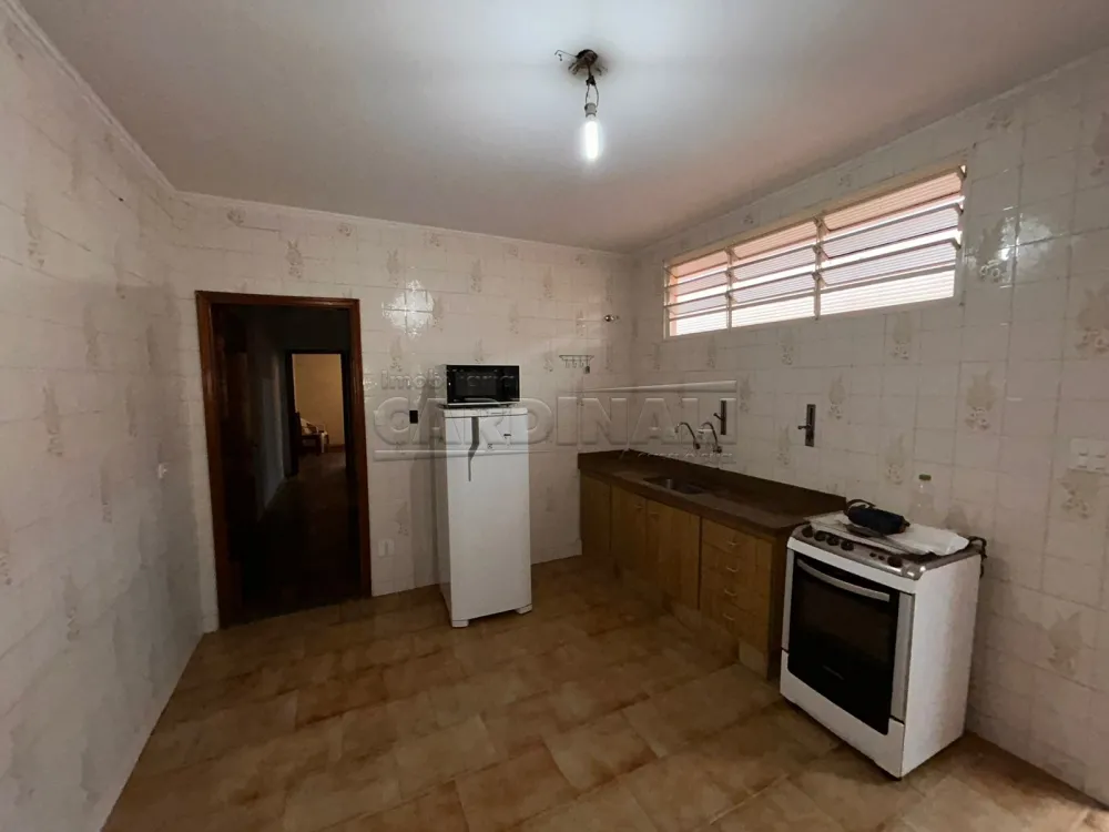 Alugar Casa / Padr&atilde;o em S&atilde;o Carlos R$ 1.667,00 - Foto 5