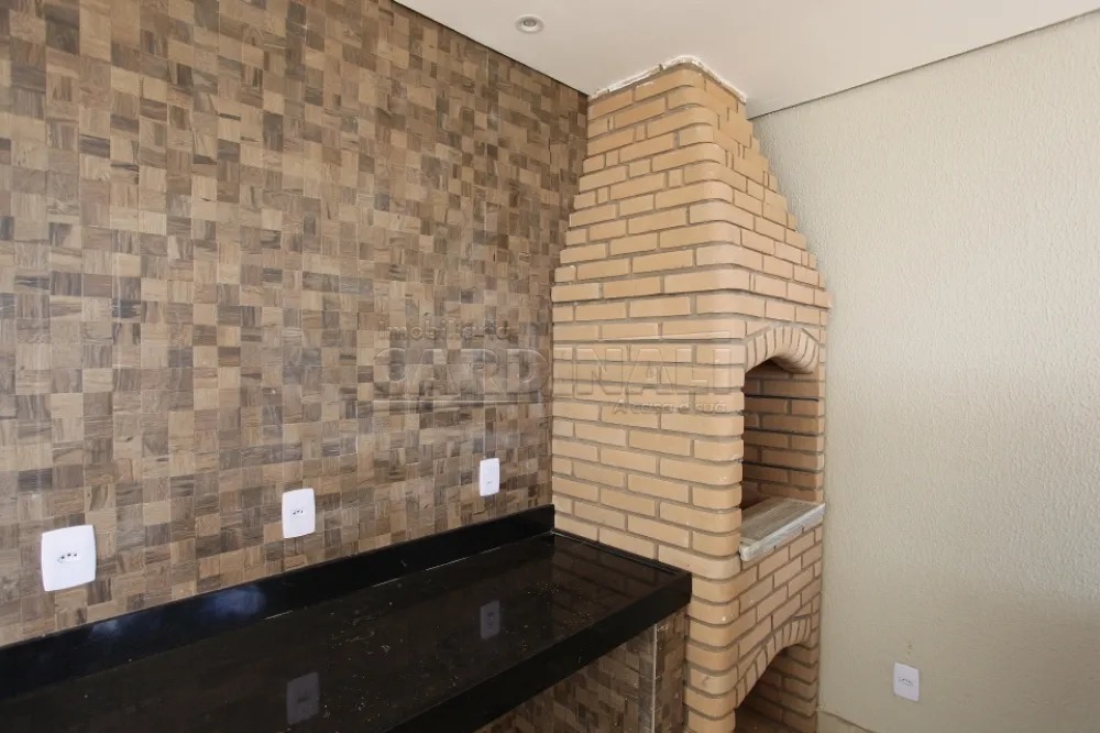 Alugar Apartamento / Padr&atilde;o em S&atilde;o Carlos R$ 1.112,00 - Foto 3