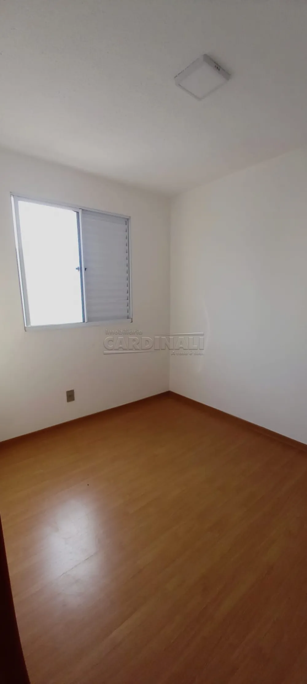 Alugar Apartamento / Padr&atilde;o em S&atilde;o Carlos R$ 1.112,00 - Foto 8