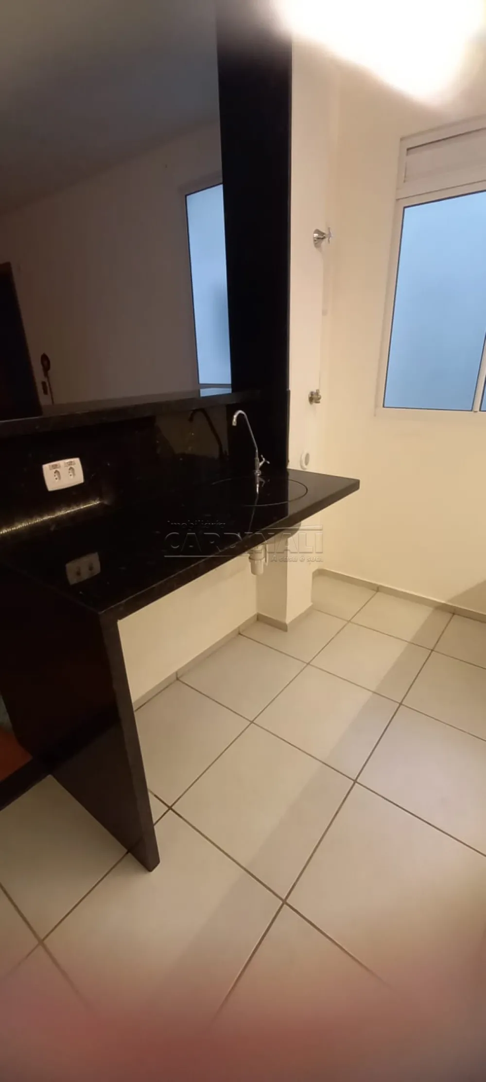 Alugar Apartamento / Padr&atilde;o em S&atilde;o Carlos R$ 1.112,00 - Foto 10