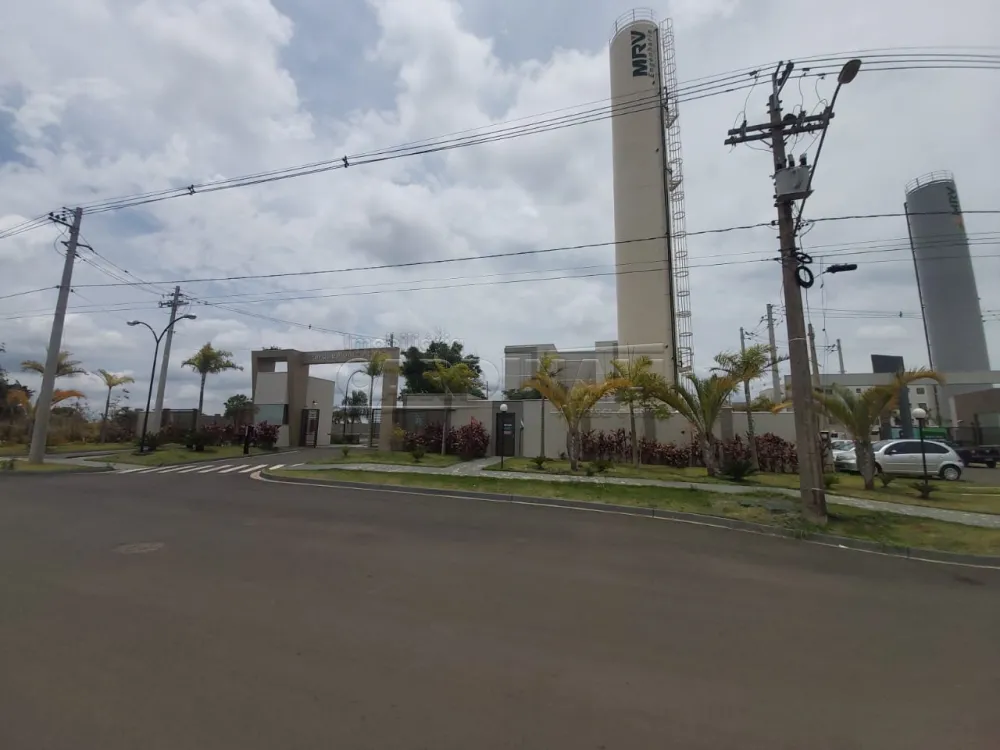 Alugar Apartamento / Padr&atilde;o em S&atilde;o Carlos R$ 820,00 - Foto 1