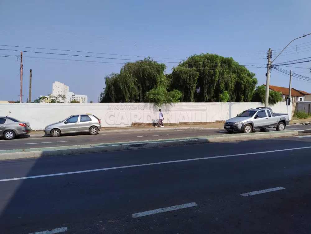 Alugar Comercial / Terreno em S&atilde;o Carlos R$ 25.000,00 - Foto 2
