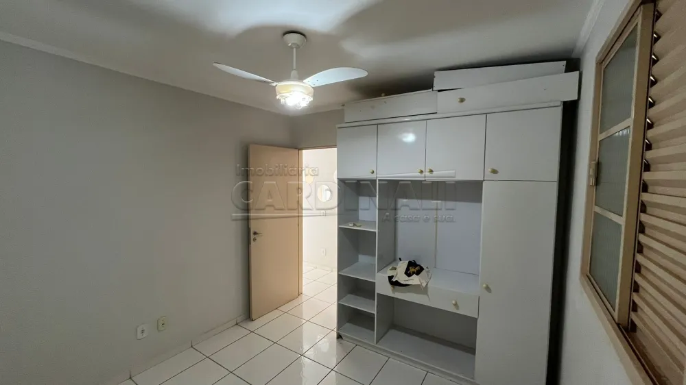 Comprar Apartamento / Padr&atilde;o em Araraquara R$ 200.000,00 - Foto 8
