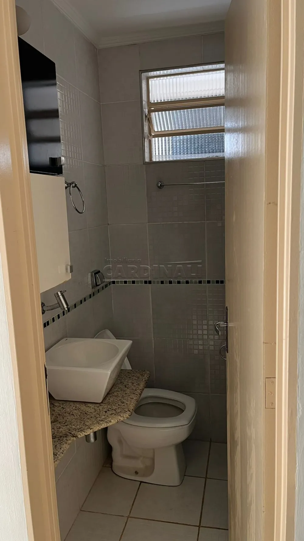 Comprar Apartamento / Padr&atilde;o em Araraquara R$ 200.000,00 - Foto 9