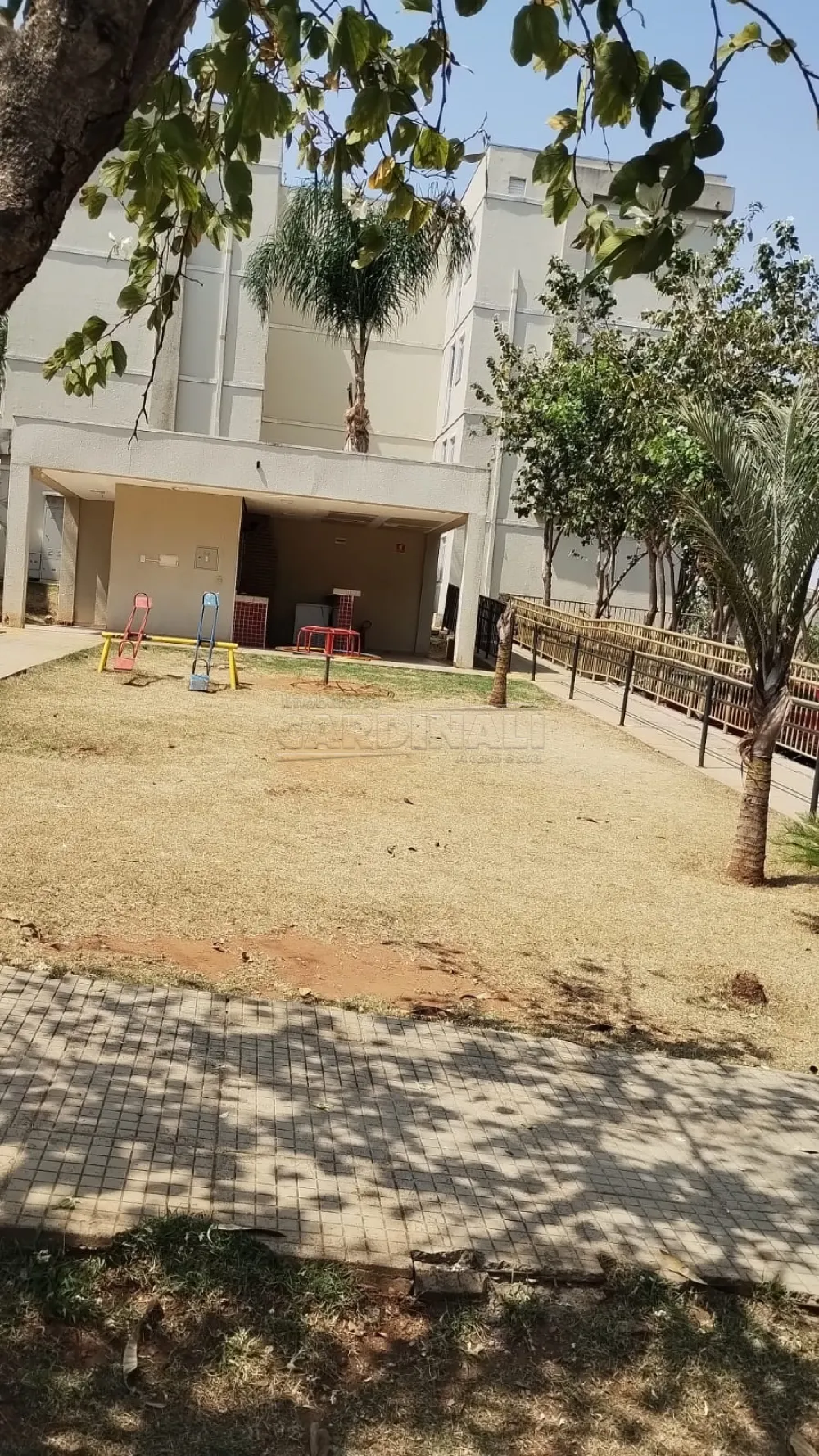 Comprar Apartamento / Padr&atilde;o em S&atilde;o Carlos R$ 230.000,00 - Foto 11