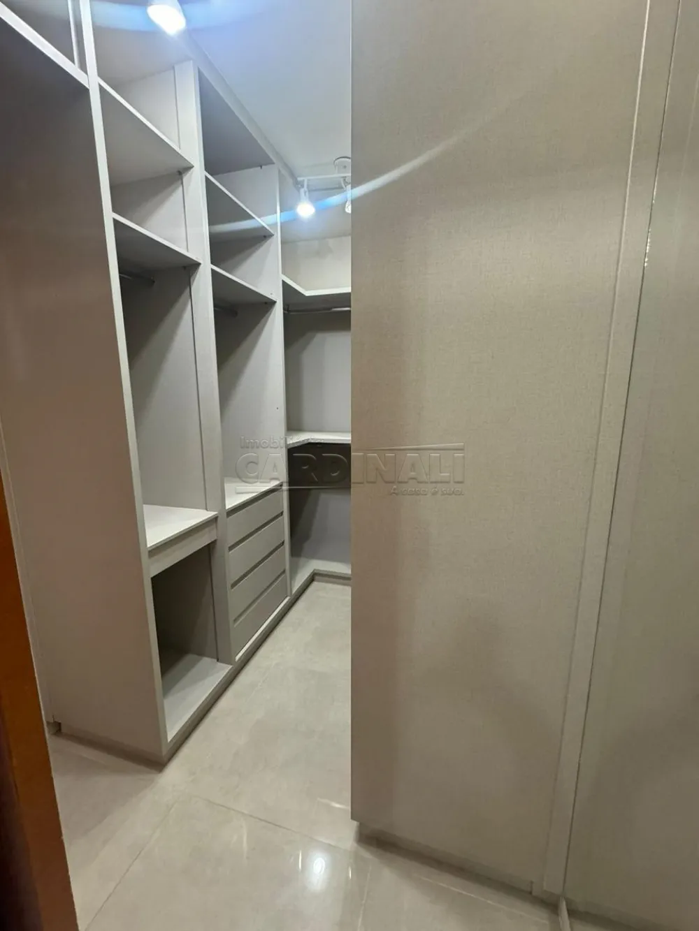 Alugar Casa / Padr&atilde;o em S&atilde;o Carlos R$ 2.700,00 - Foto 16