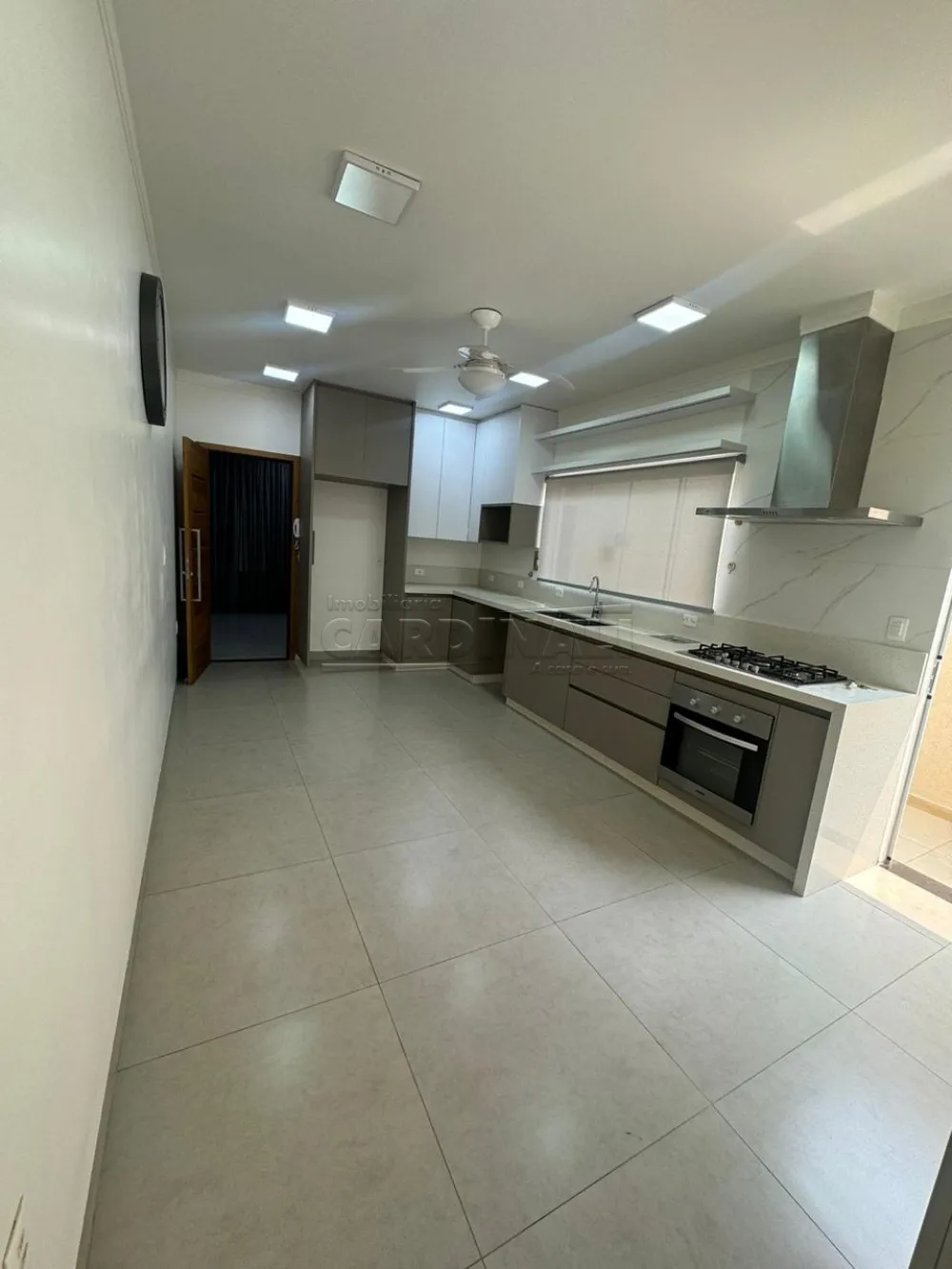Alugar Casa / Padr&atilde;o em S&atilde;o Carlos R$ 2.700,00 - Foto 9