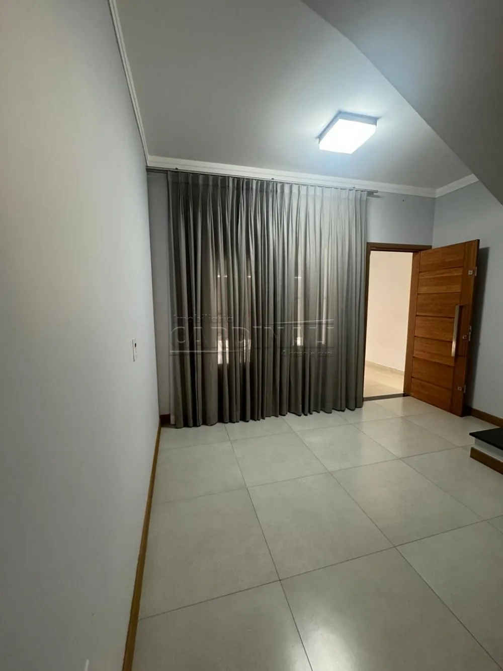 Alugar Casa / Padr&atilde;o em S&atilde;o Carlos R$ 2.700,00 - Foto 7