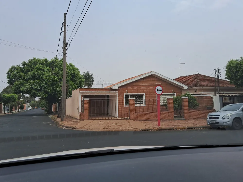 Comprar Casa / Padr&atilde;o em Araraquara R$ 320.000,00 - Foto 1