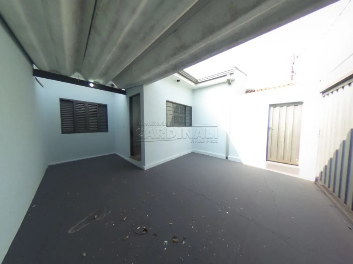 Casa / Padr&atilde;o em Araraquara Alugar por R$1.600,00