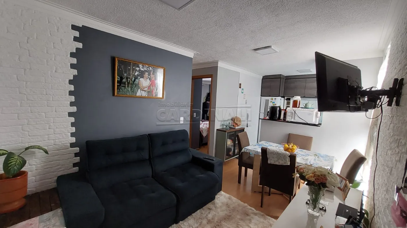 Comprar Apartamento / Padr&atilde;o em S&atilde;o Carlos R$ 180.000,00 - Foto 3