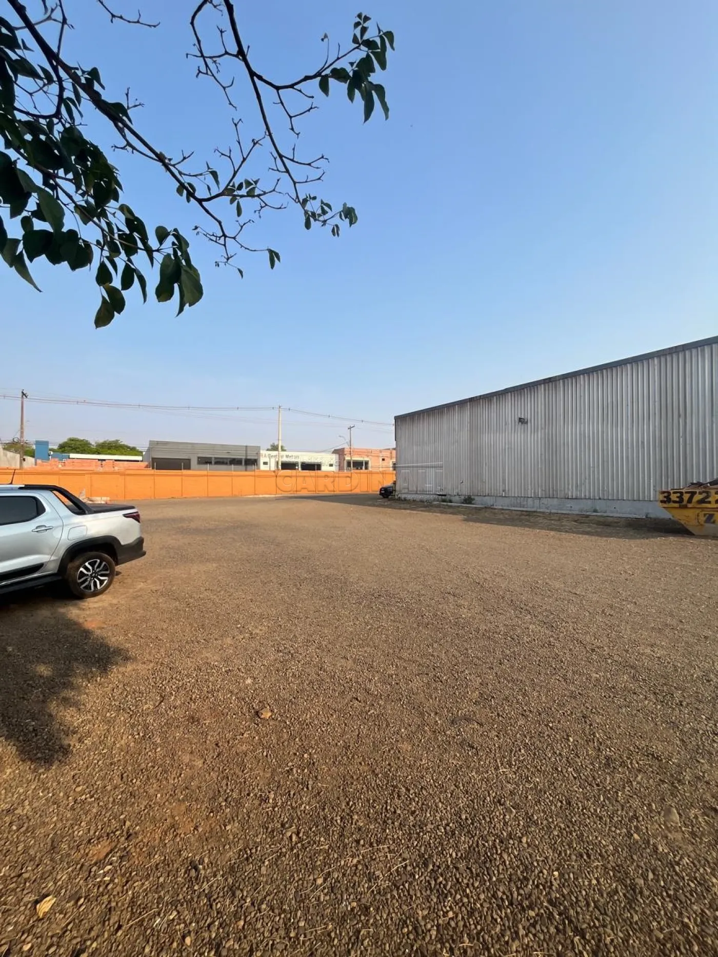 Comercial / Barrac&atilde;o em S&atilde;o Carlos Alugar por R$20,00