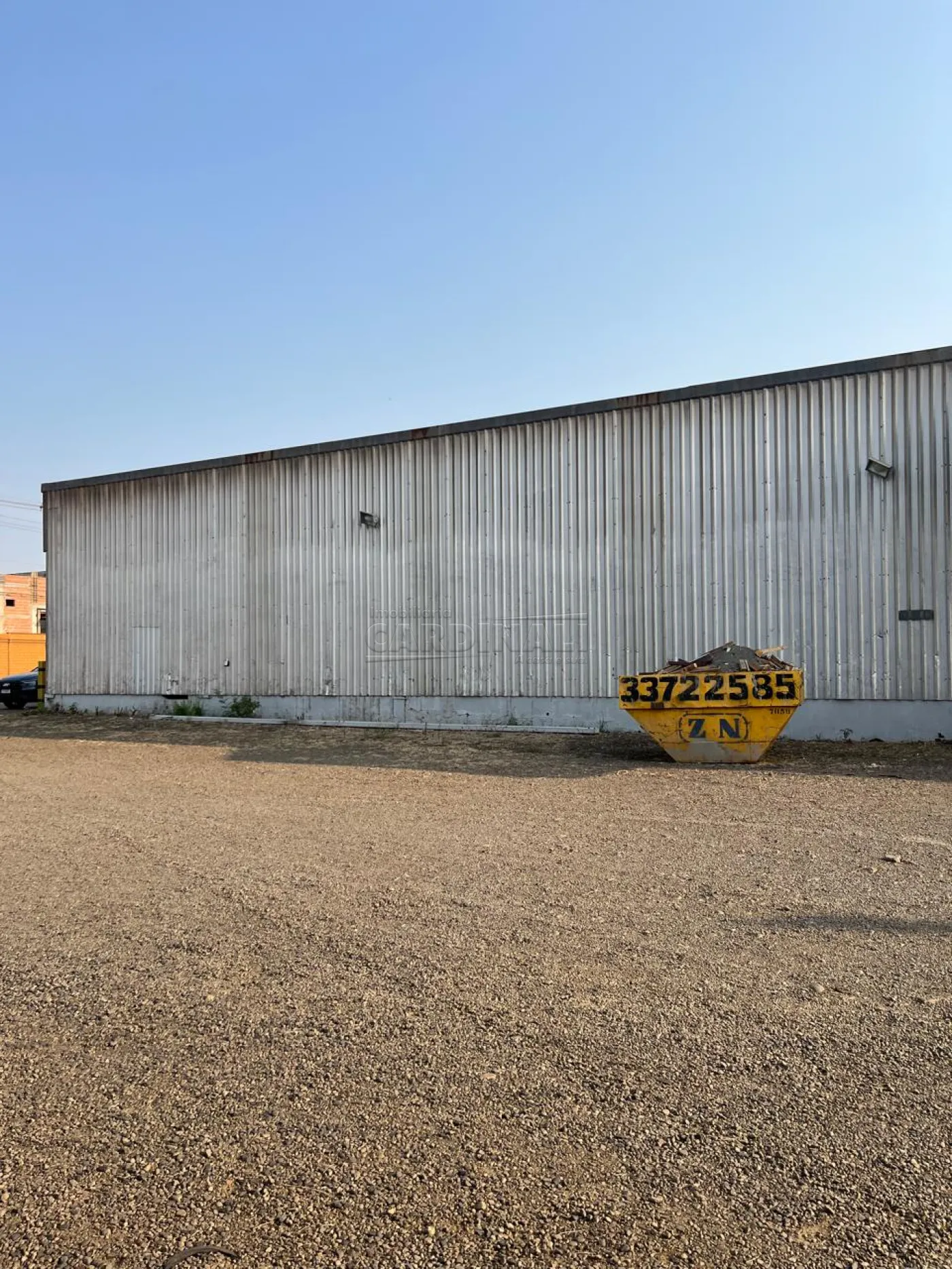 Comercial / Barrac&atilde;o em S&atilde;o Carlos Alugar por R$20,00