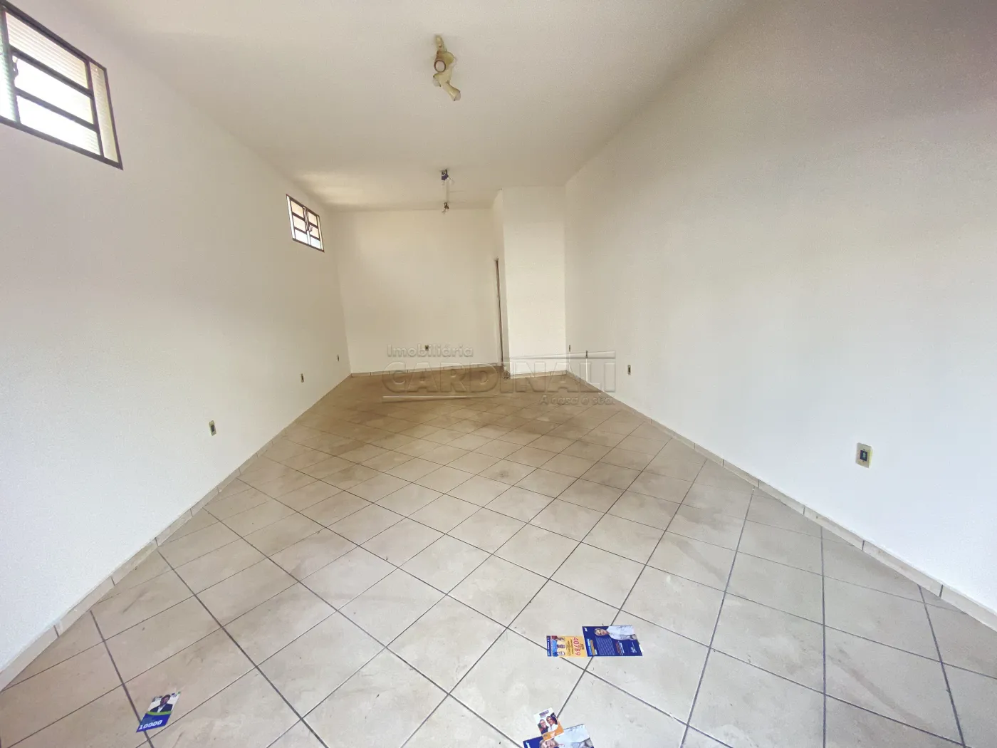 Alugar Comercial / Sal&atilde;o em S&atilde;o Carlos R$ 1.112,00 - Foto 2