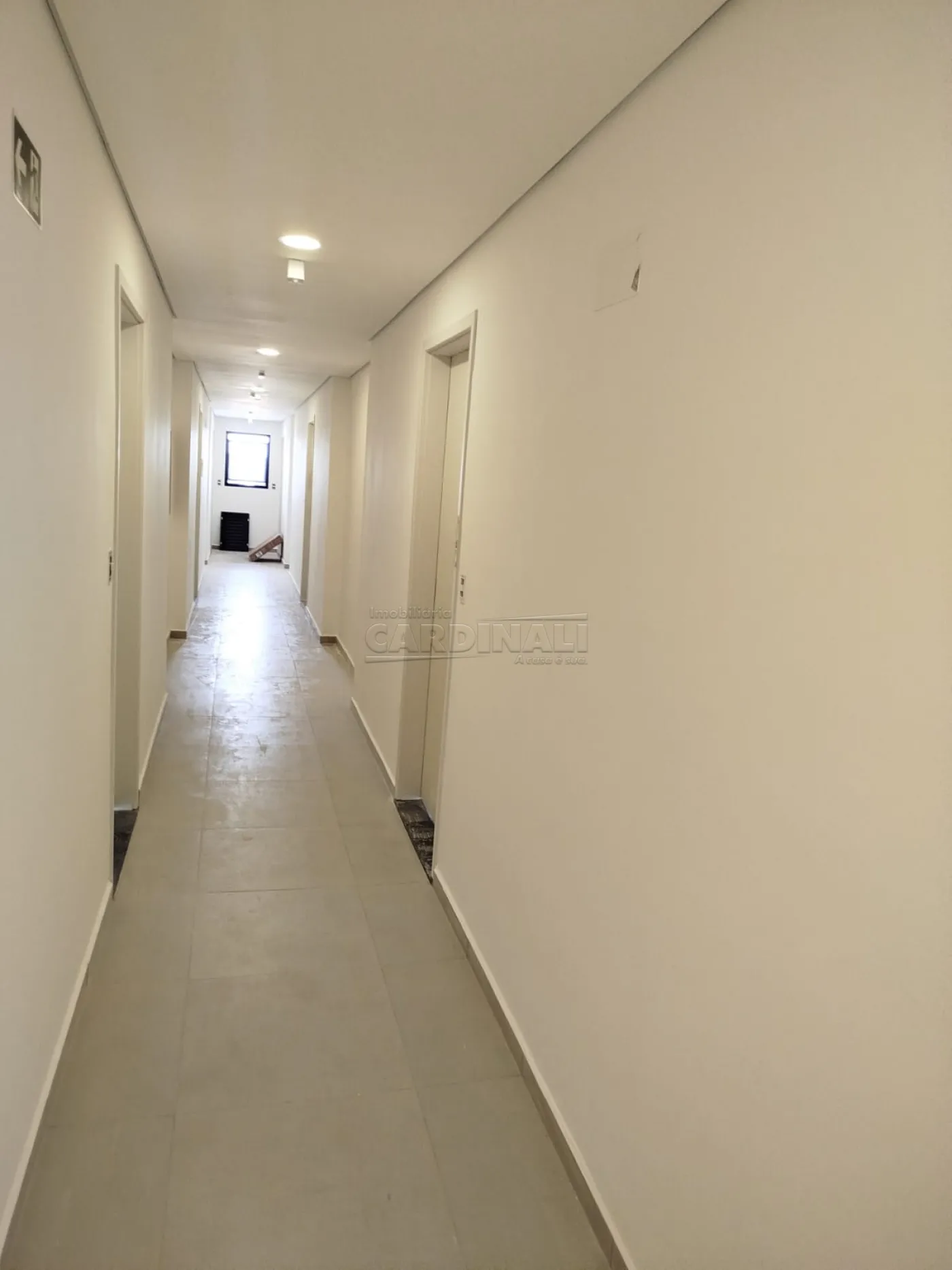 Apartamento / Padr&atilde;o em S&atilde;o Carlos Alugar por R$1.667,00