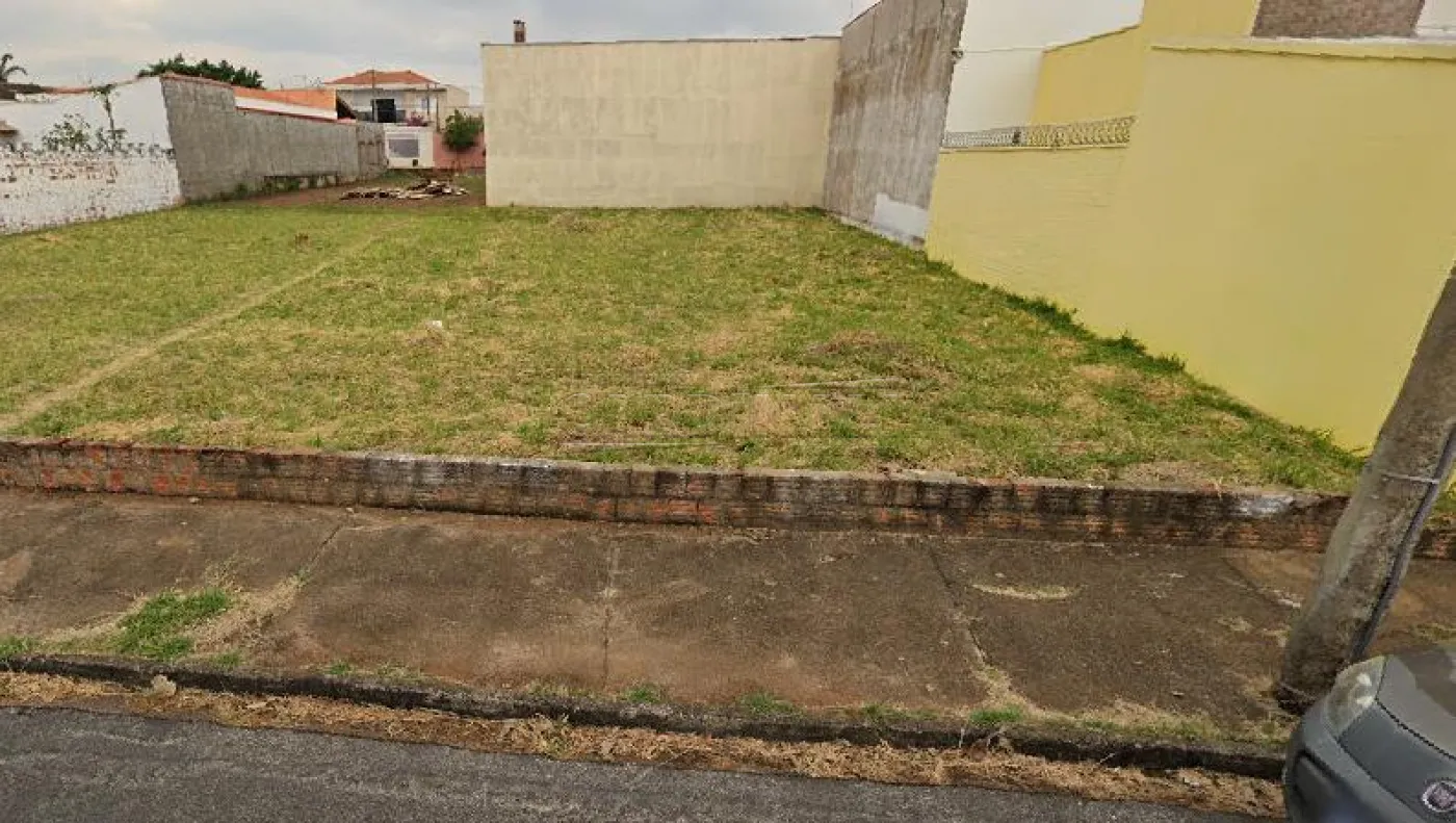 Terreno / Padr&atilde;o em S&atilde;o Carlos 