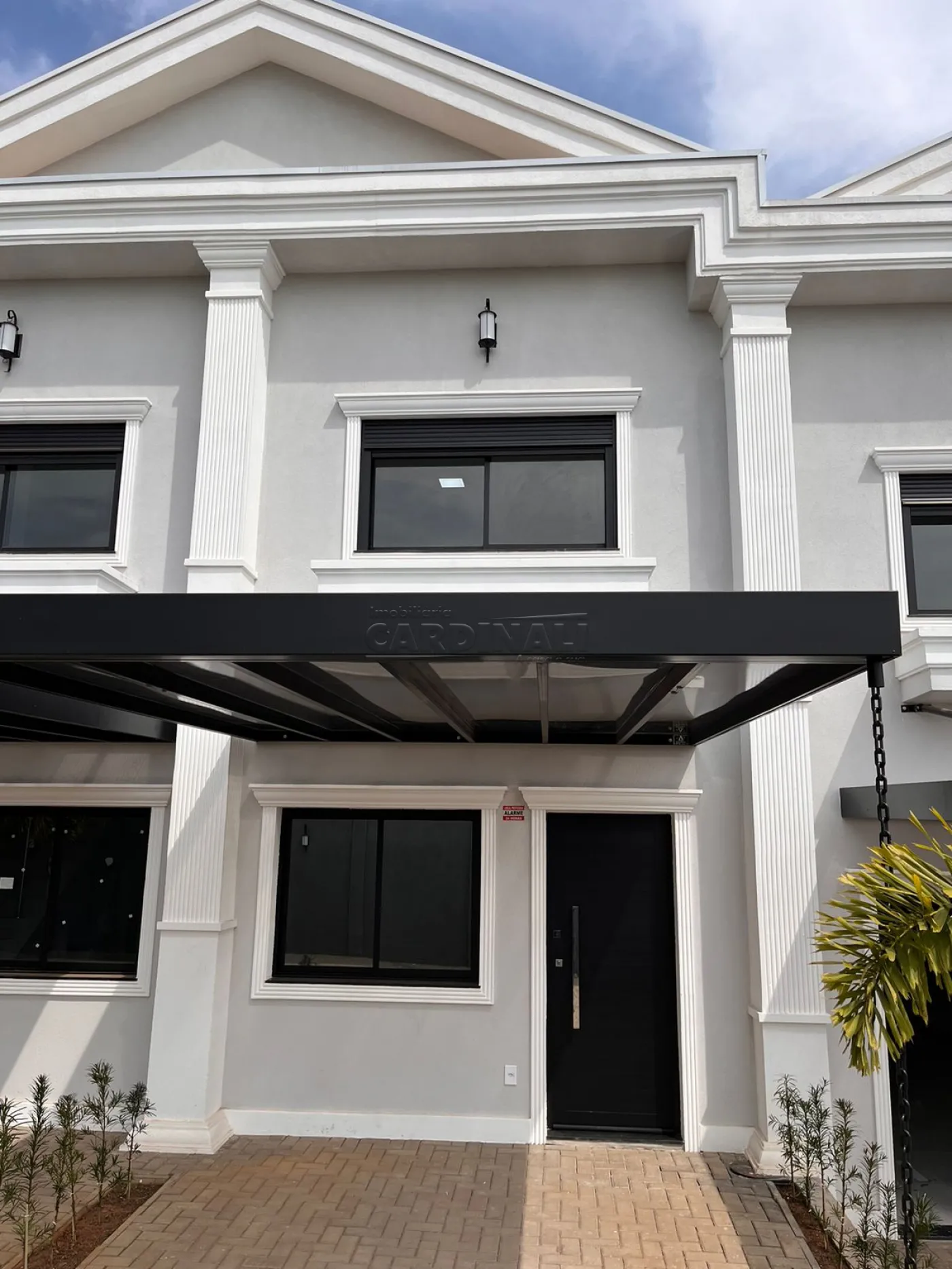 Casa / Condom&iacute;nio em Holambra Alugar por R$5.500,00