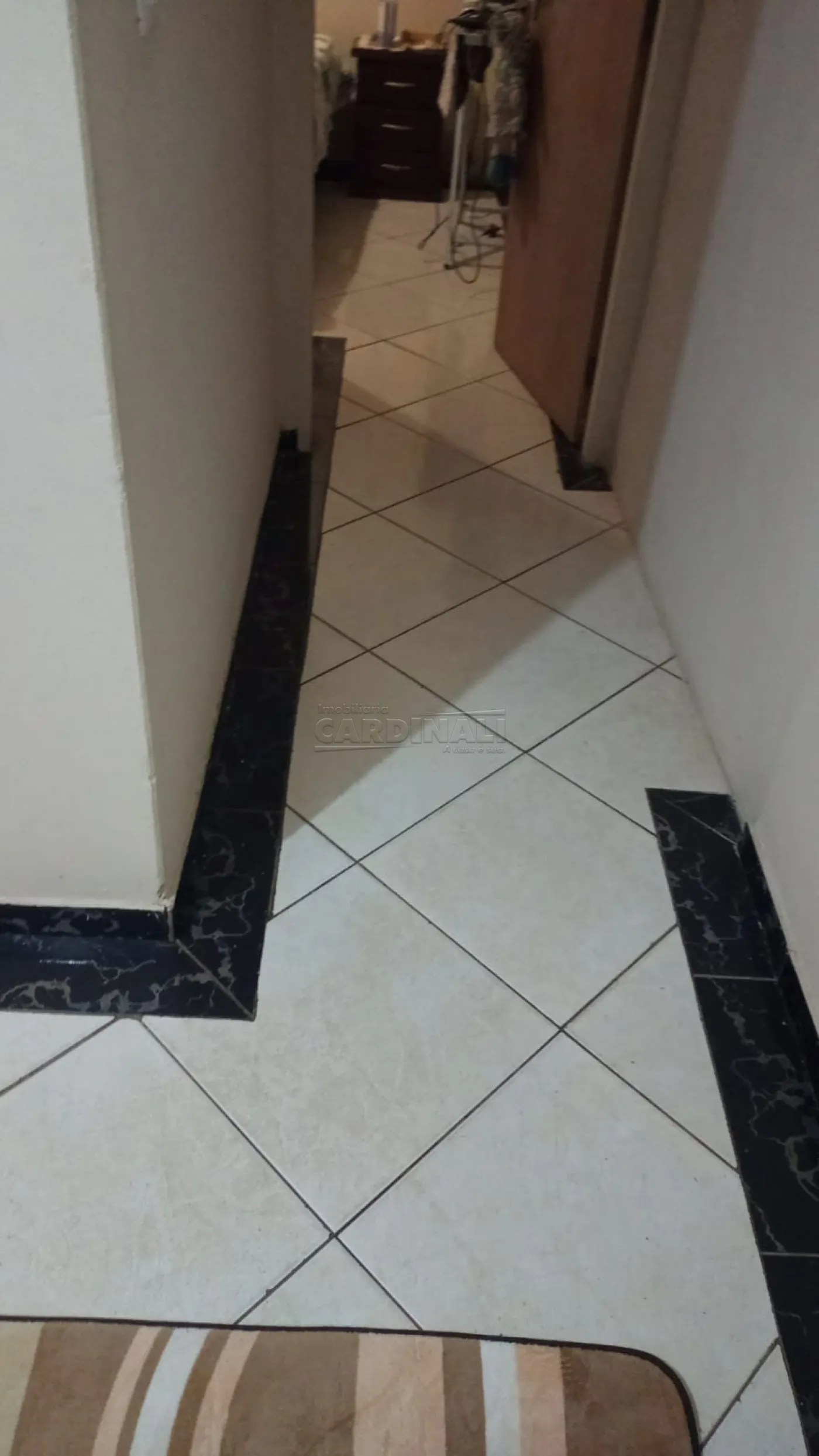 Comprar Casa / Padr&atilde;o em S&atilde;o Carlos R$ 250.000,00 - Foto 3
