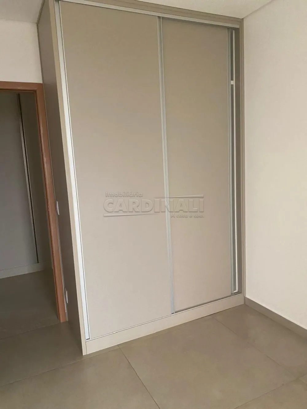 Alugar Apartamento / Padr&atilde;o em S&atilde;o Carlos R$ 3.889,00 - Foto 12