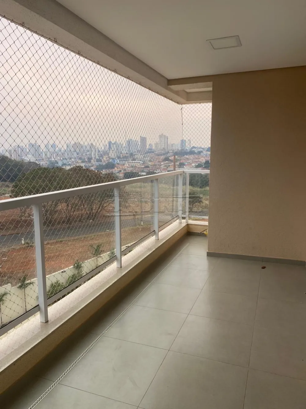 Alugar Apartamento / Padr&atilde;o em S&atilde;o Carlos R$ 3.889,00 - Foto 19