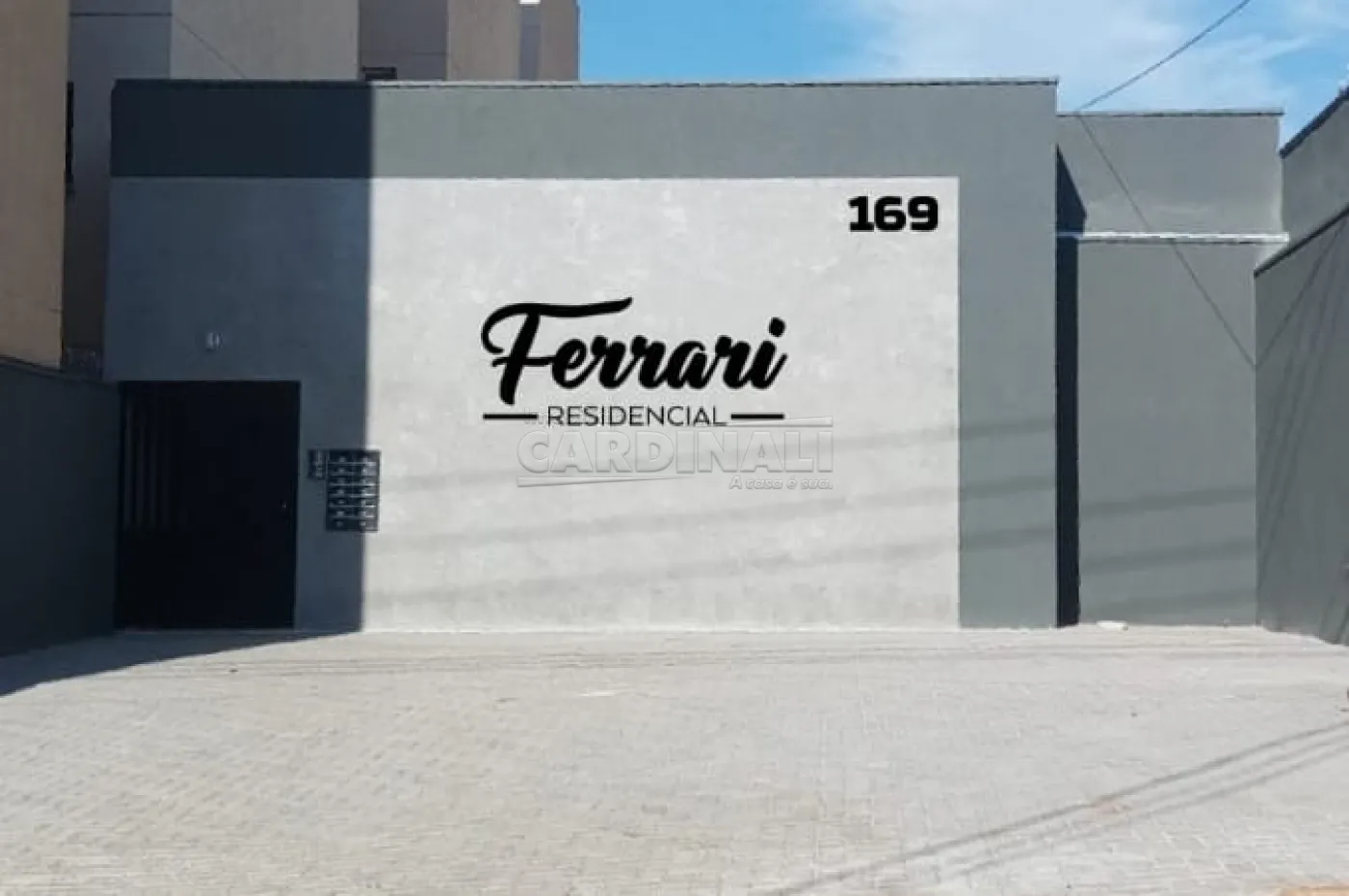 Alugar Apartamento / Studio em S&atilde;o Carlos R$ 1.389,00 - Foto 1