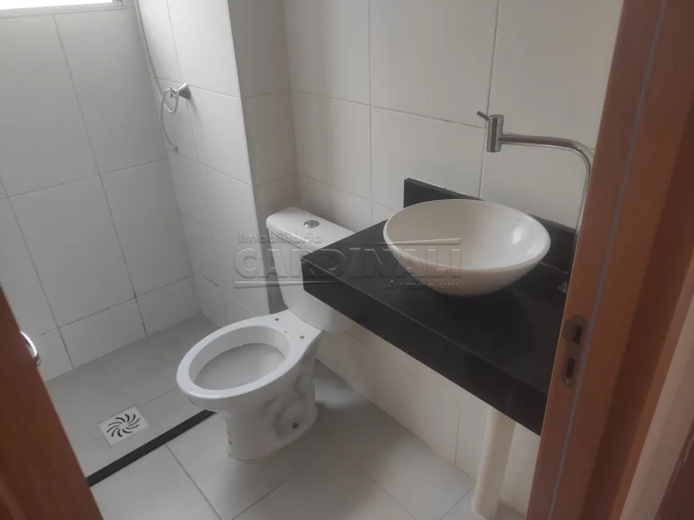 Alugar Apartamento / Padr&atilde;o em S&atilde;o Carlos R$ 845,00 - Foto 6