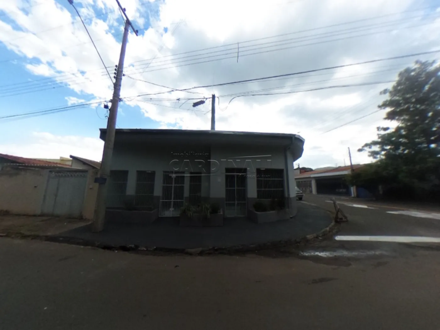 Comercial / Sala sem Condom&iacute;nio em S&atilde;o Carlos 