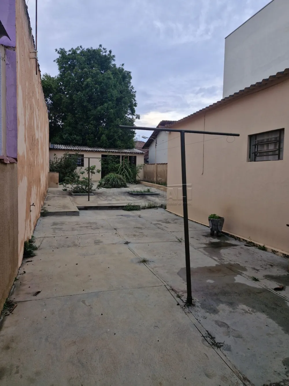 Alugar Casa / Padr&atilde;o em S&atilde;o Carlos R$ 2.000,00 - Foto 11