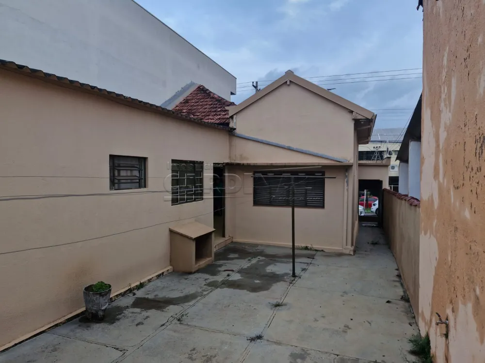 Alugar Casa / Padr&atilde;o em S&atilde;o Carlos R$ 2.000,00 - Foto 14