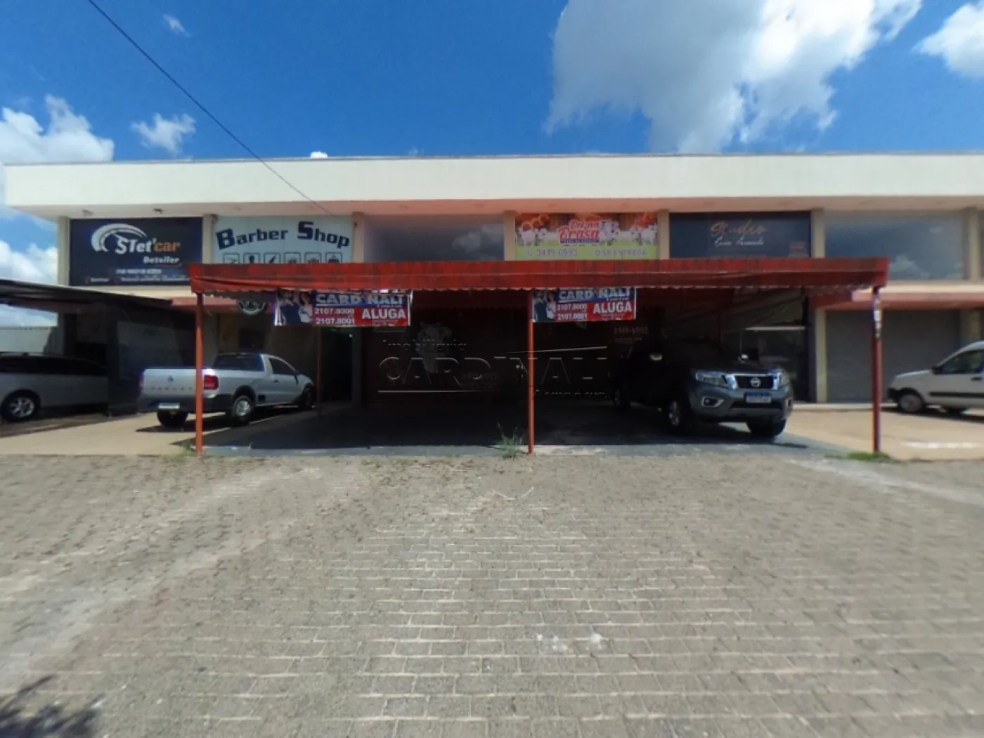 Comercial / Sala / Salão com Condomínio em São Carlos , Comprar por R$450.000,00